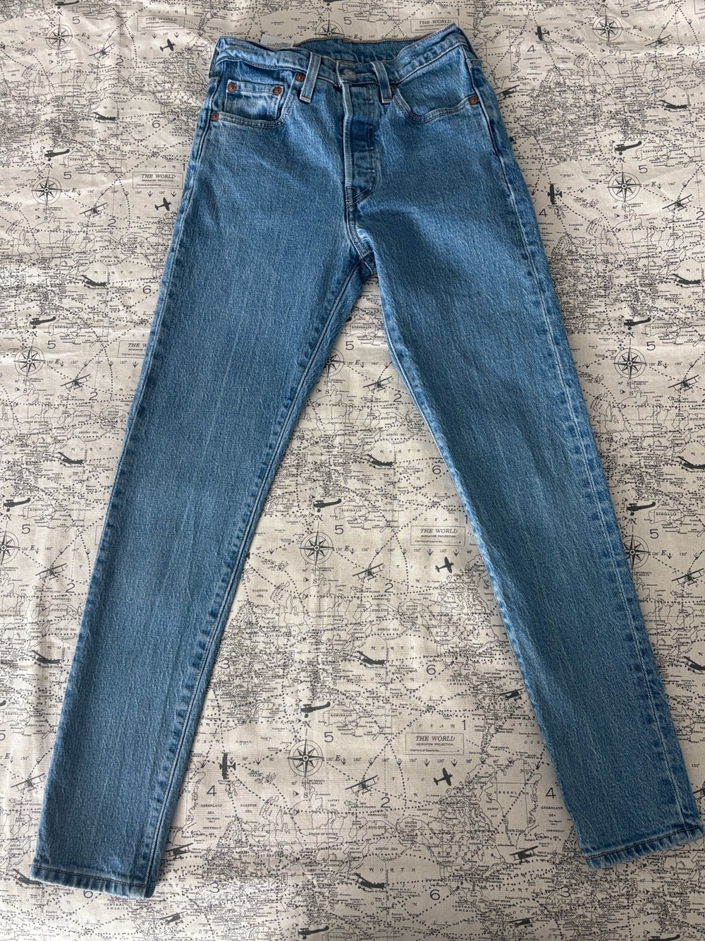 Levi's women's Jeans 501 24x 28